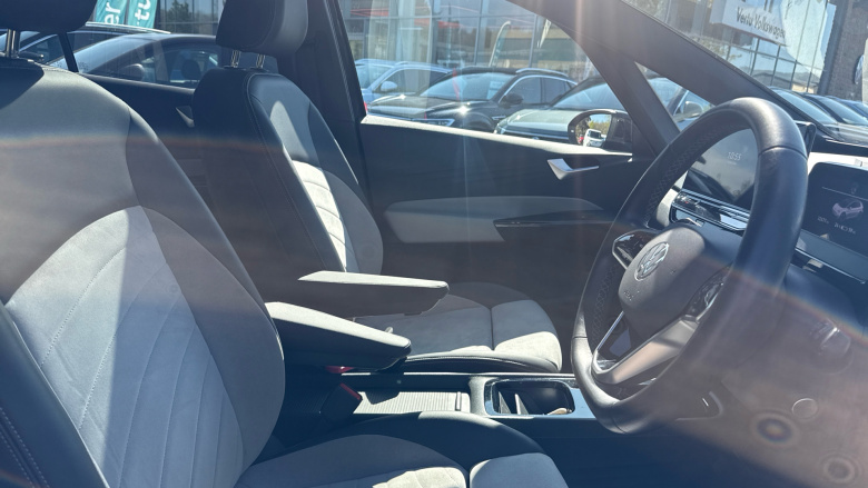 Volkswagen ID.3 150kW Max Pro Performance 58kWh 5dr Auto Electric Hatchback